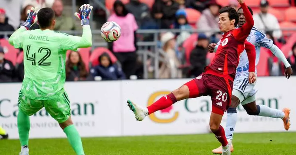 Defender Reid Roberts has spectacular save to help Earthquakes earn 1-1 draw with Toronto