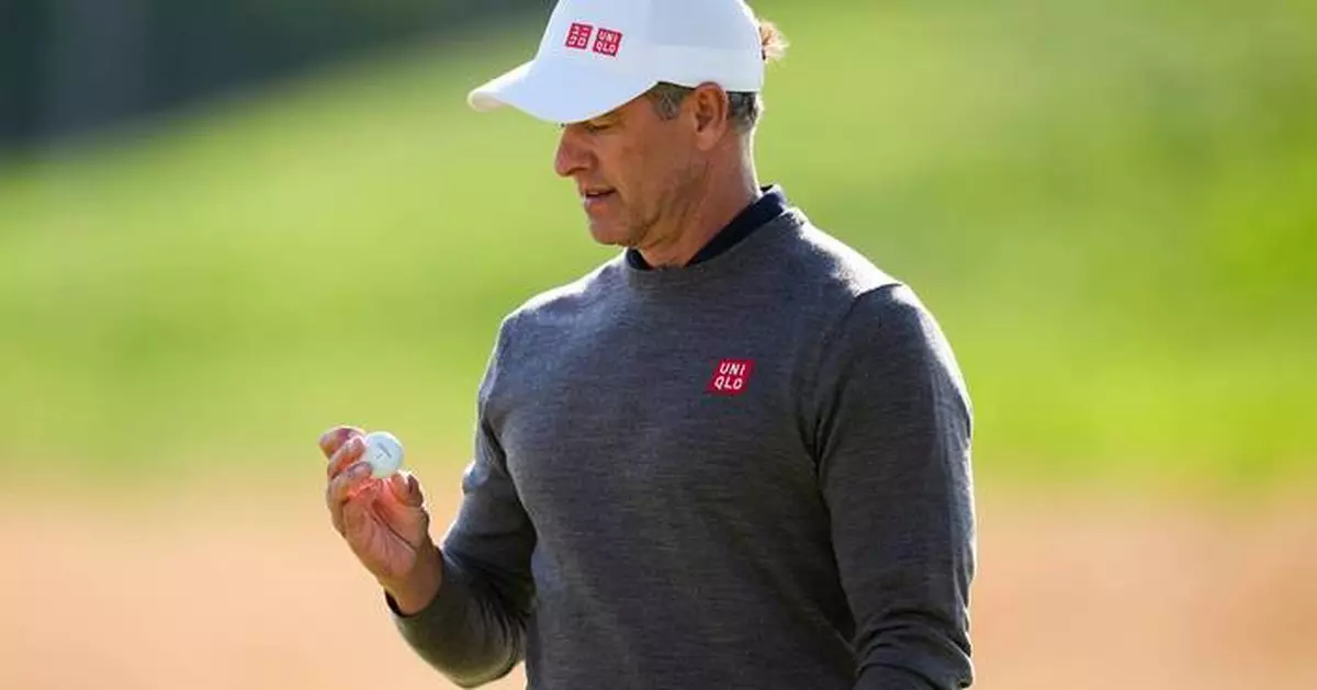 Adam Scott officially set for 100th consecutive major at US Open as field starts to fill