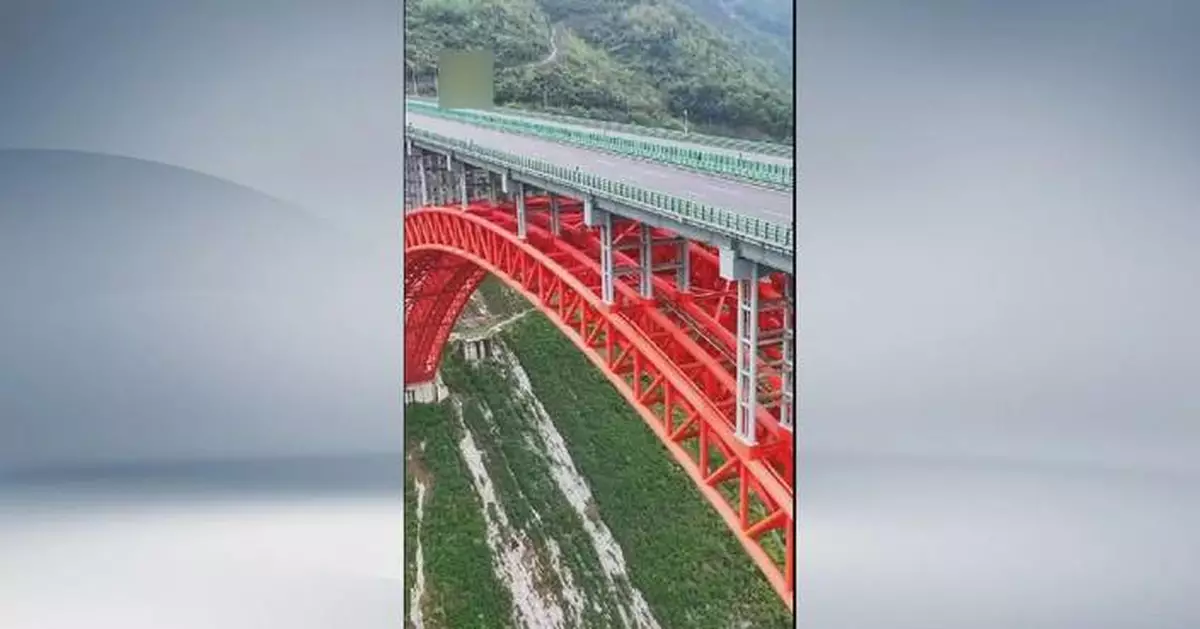 US influencer impressed by decades-long canal dream in rural China