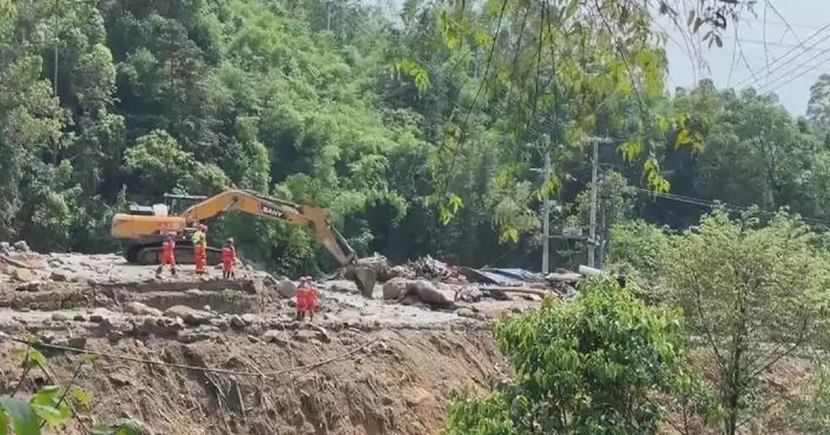 Heavy rain in Chongqing causes 3 deaths, 17 missing