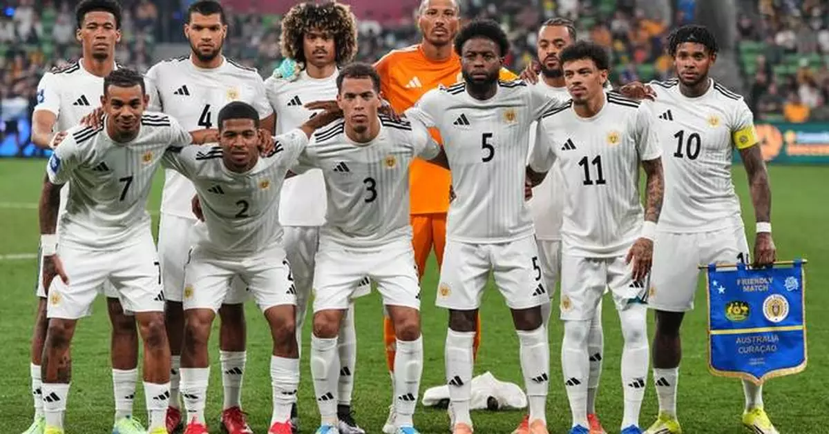 World Cup debutant Curaçao parts with coach amid reports Advocaat could return