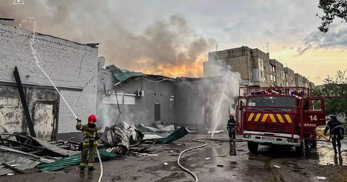 Russia pounds Kyiv with missiles and drones, shaking city center and injuring 10