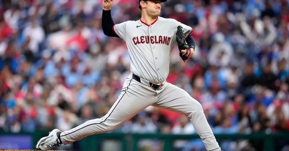 Williams goes pitch-for-pitch against Phillies' ace Sánchez. Both were sharp in Cleveland's 1-0 win