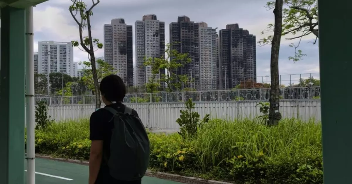 Every Brick Here Witnesses 40 Years of Neighborly Bond: Wang Fuk Residents Bid Tearful Farewell to Former Homes