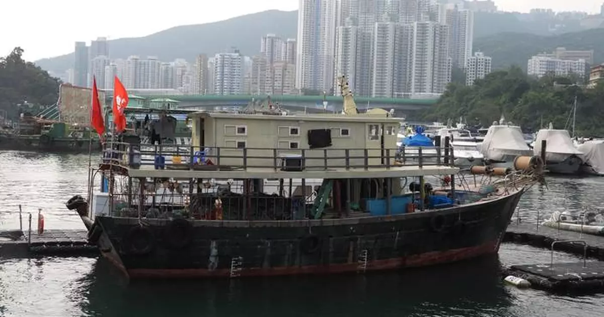 Six Charged for Illegal Fishing with Snake Cages in Hong Kong Waters