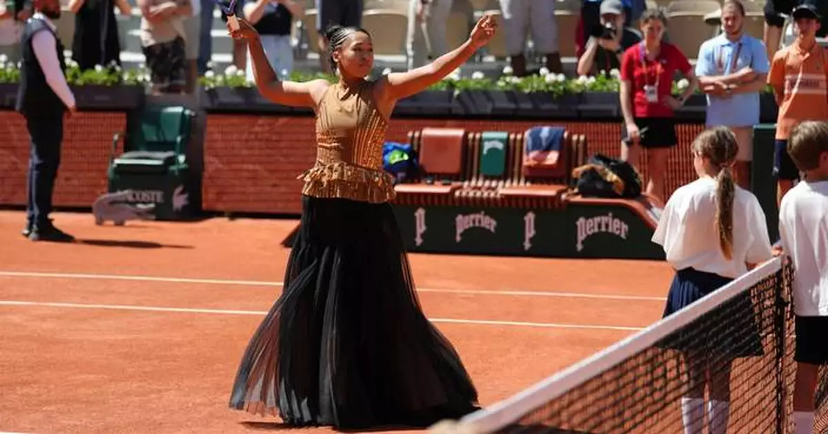 Naomi Osaka’s taste for fashion in the spotlight again with walk-on outfit at the French Open