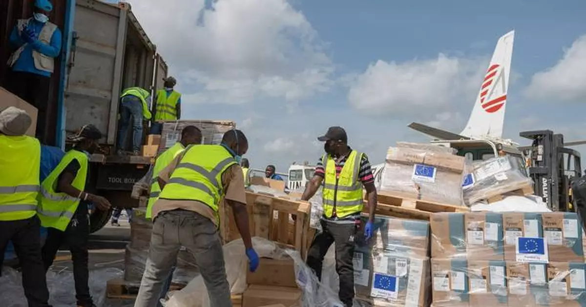 Aid supplies reach heart of Congo's Ebola outbreak as WHO head travels to Kinshasa