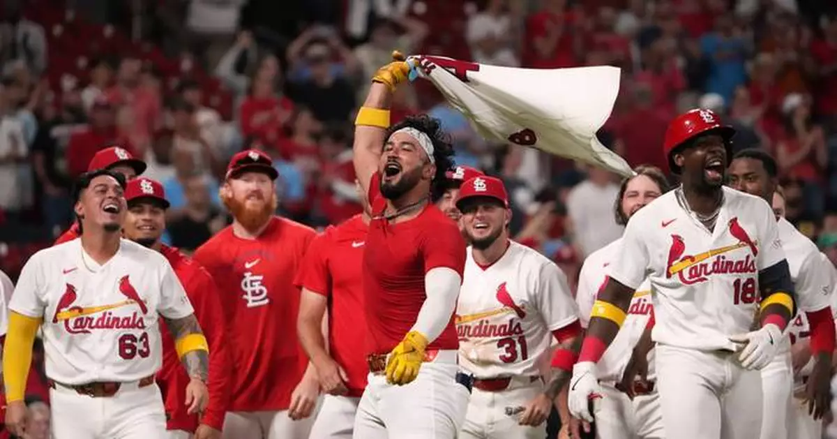 Iván Herrera's 3-run, walk-off homer in the 10th inning lifts Cardinals past Pirates