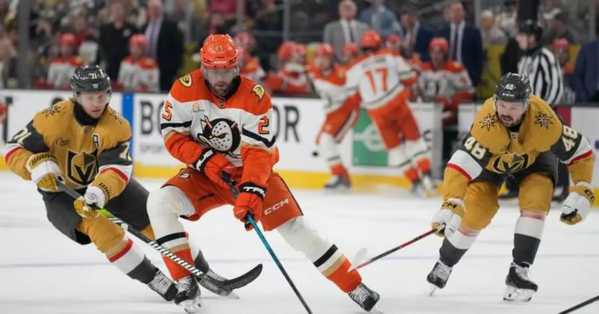 Brayden McNabb ejected after hit leaves Ducks' Ryan Poehling wobbly in Game 5