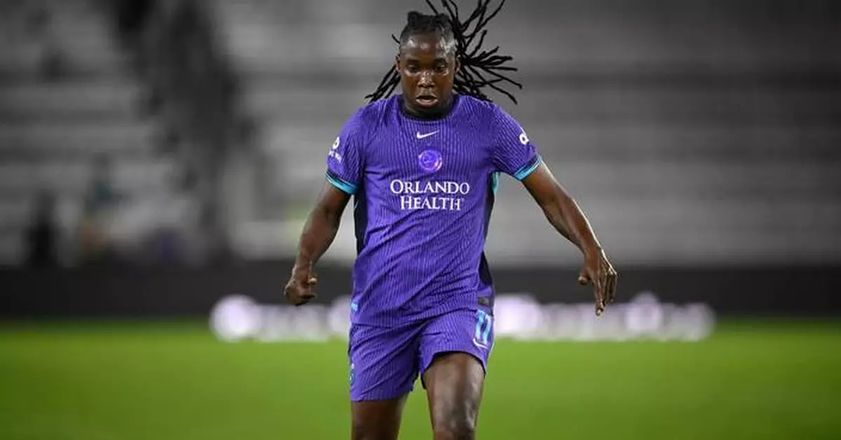 O'Kane scores 2 goals in Racing Louisville's 3-1 win over the Thorns