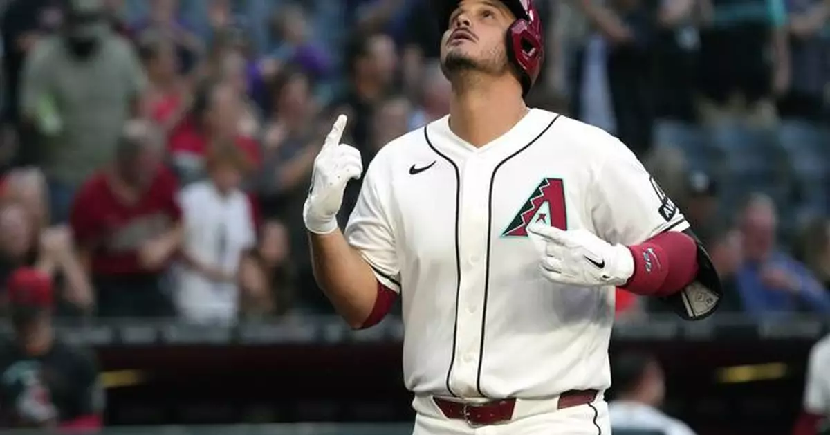 Arenado's grand slam in the 1st inning helps power the Diamondbacks to a 12-2 win over Giants