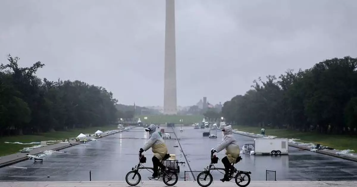FACT FOCUS: Trump says Obama and Biden spent 'hundreds of millions' on reflecting pool. They did not