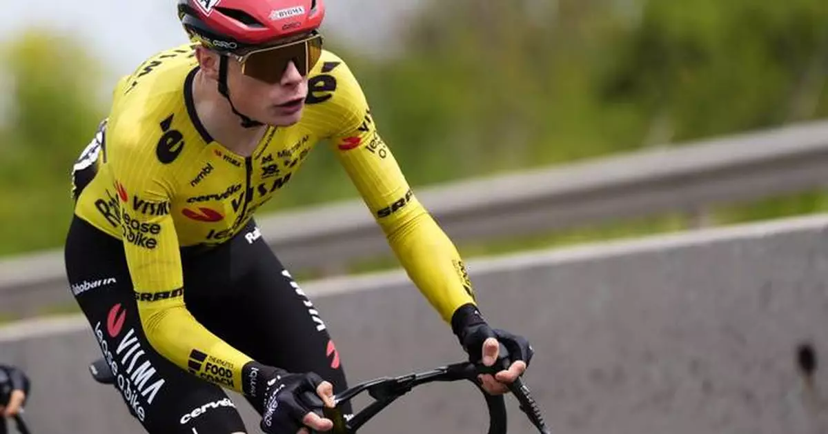 Vingegaard starts quest for Grand Tour triple as Magnier wins Giro d'Italia opening stage