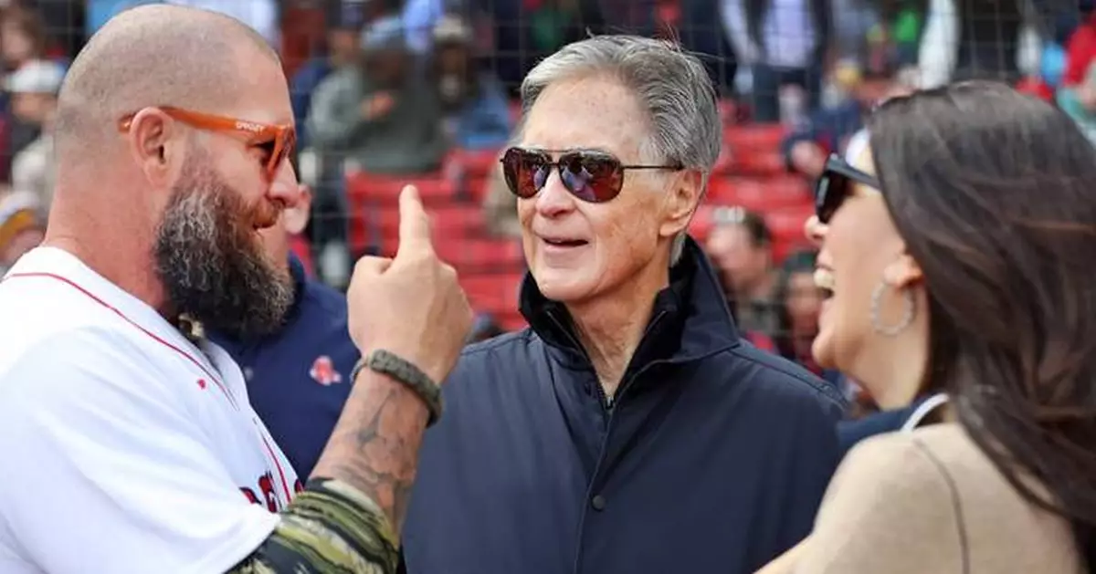 Plane circles Fenway Park for an hour towing banner imploring Red Sox ownership to sell the team