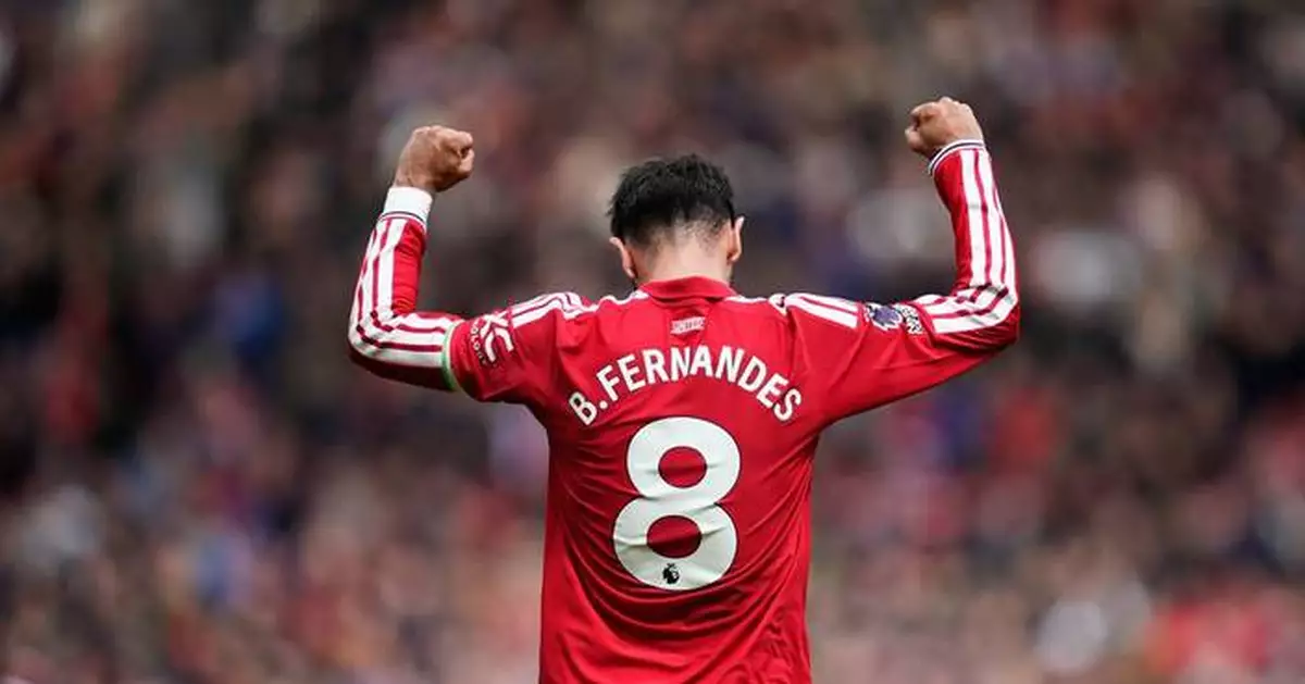 Bruno Fernandes wins the Premier League player-of-season award