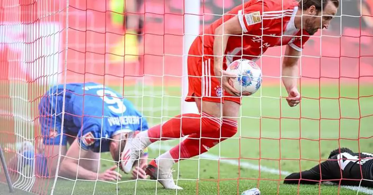 Bayern Munich avoids surprise loss to last-place Heidenheim in Bundesliga before PSG visits