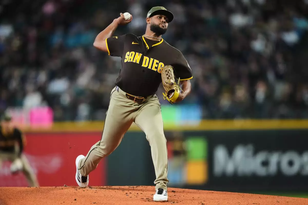 Vásquez tosses 6 scoreless innings, Miller gets MLB-best 14th save