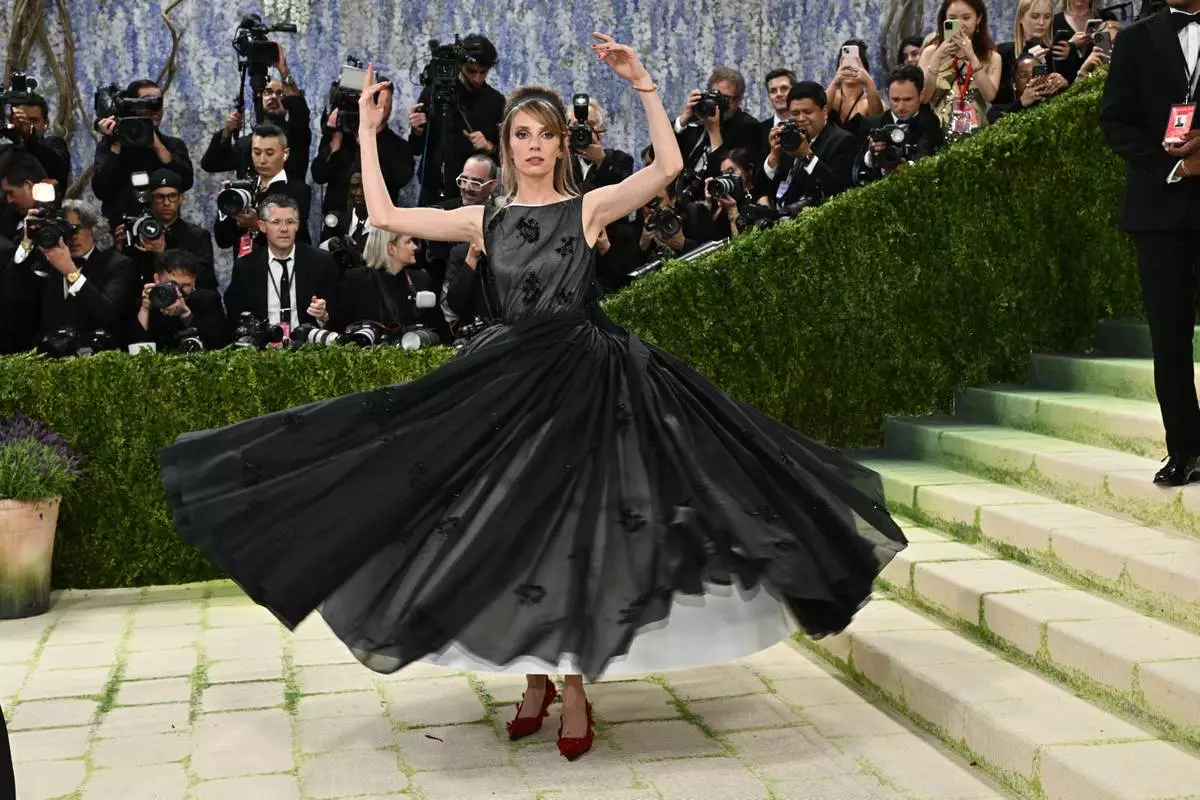 Maya Hawke arrives at The Metropolitan Museum of Art's Costume Institute benefit gala celebrating the opening of the "Costume Art" exhibition on Monday, May 4, 2026, in New York. (Photo by Evan Agostini/Invision/AP)