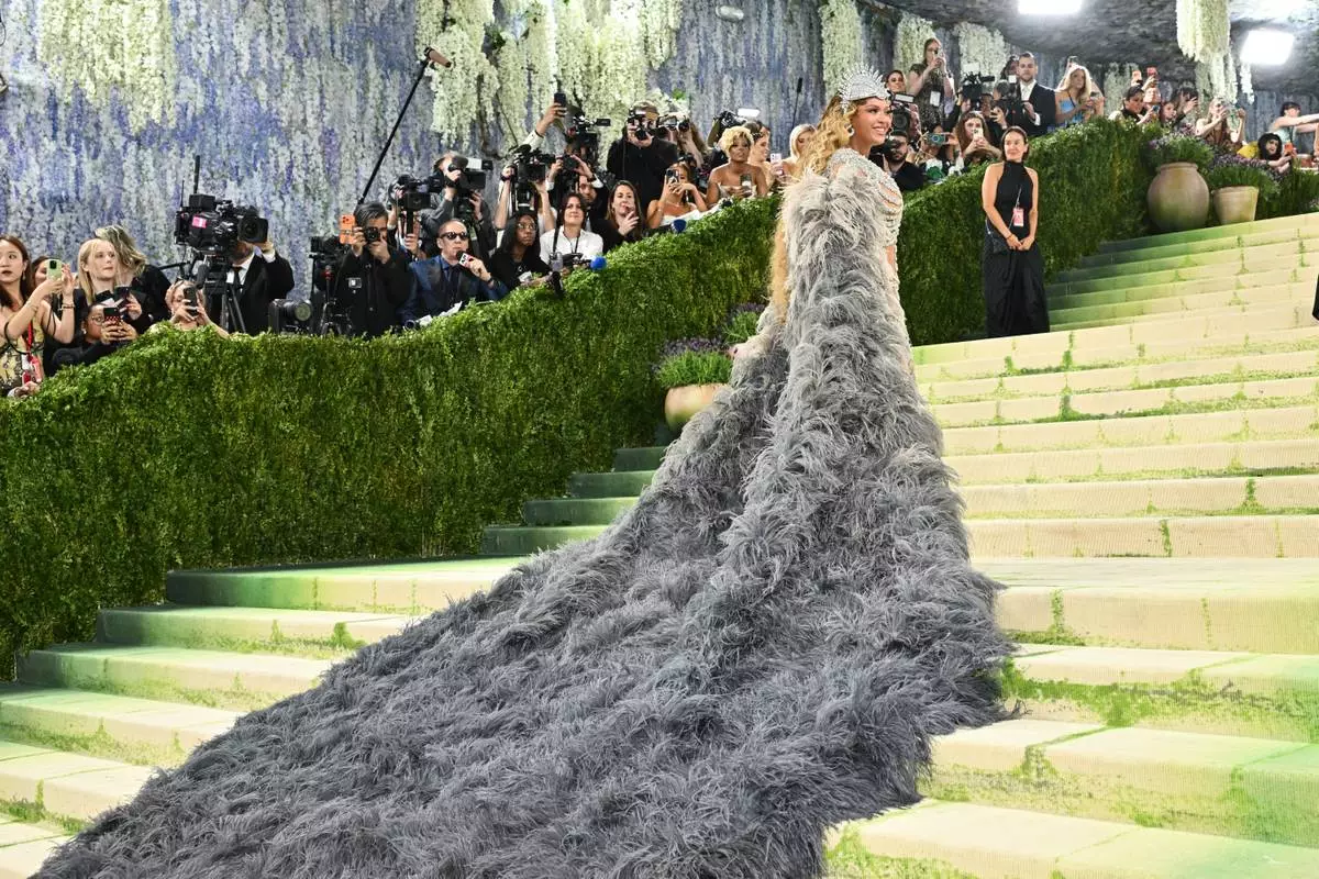 Beyoncé arrives at The Metropolitan Museum of Art's Costume Institute benefit gala celebrating the opening of the "Costume Art" exhibition on Monday, May 4, 2026, in New York. (Photo by Evan Agostini/Invision/AP)