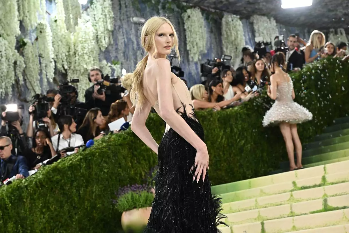 Alex Consani arrives at The Metropolitan Museum of Art's Costume Institute benefit gala celebrating the opening of the "Costume Art" exhibition on Monday, May 4, 2026, in New York. (Photo by Evan Agostini/Invision/AP)