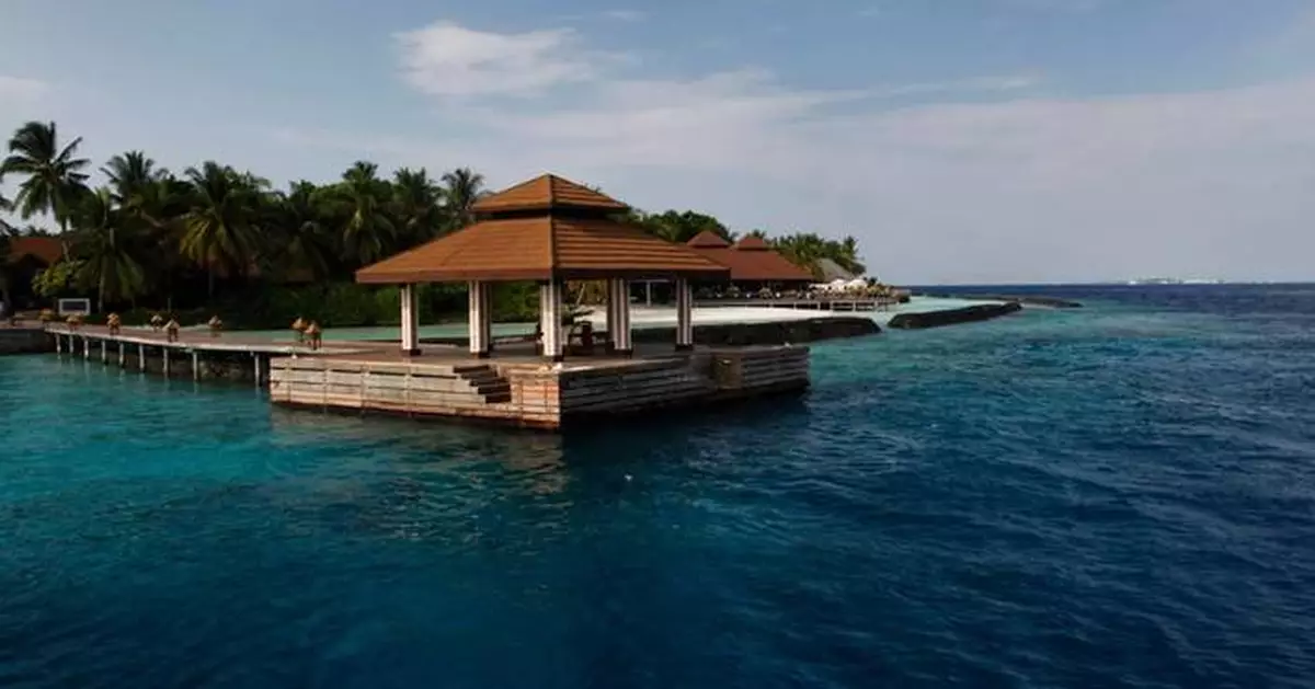 Authorities search waters in the Maldives for bodies of Italians who died in cave dive accident