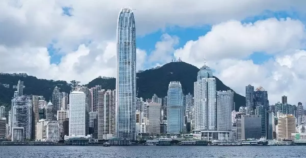 Hong Kong Tops World's Leading Cross-Boundary Wealth Management Hub, Projected Growth Ahead