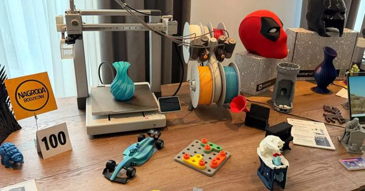 3D Printers Enter the Family Living Room: Bambu Lab A1 Combo Wins Parents' Award 2026