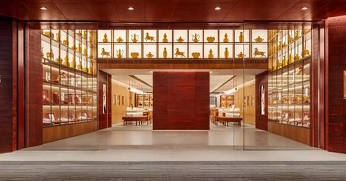 Chow Tai Fook Unveils Its First Global Flagship Store in Hong Kong