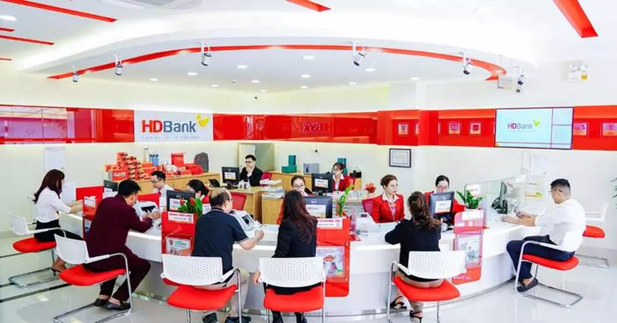 Moody’s upgrades HDBank’s outlook to "Positive," paving the way for potential credit rating upgrade