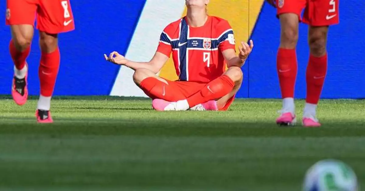 Erling Haaland scores twice in World Cup debut as Norway tops Iraq 4-1