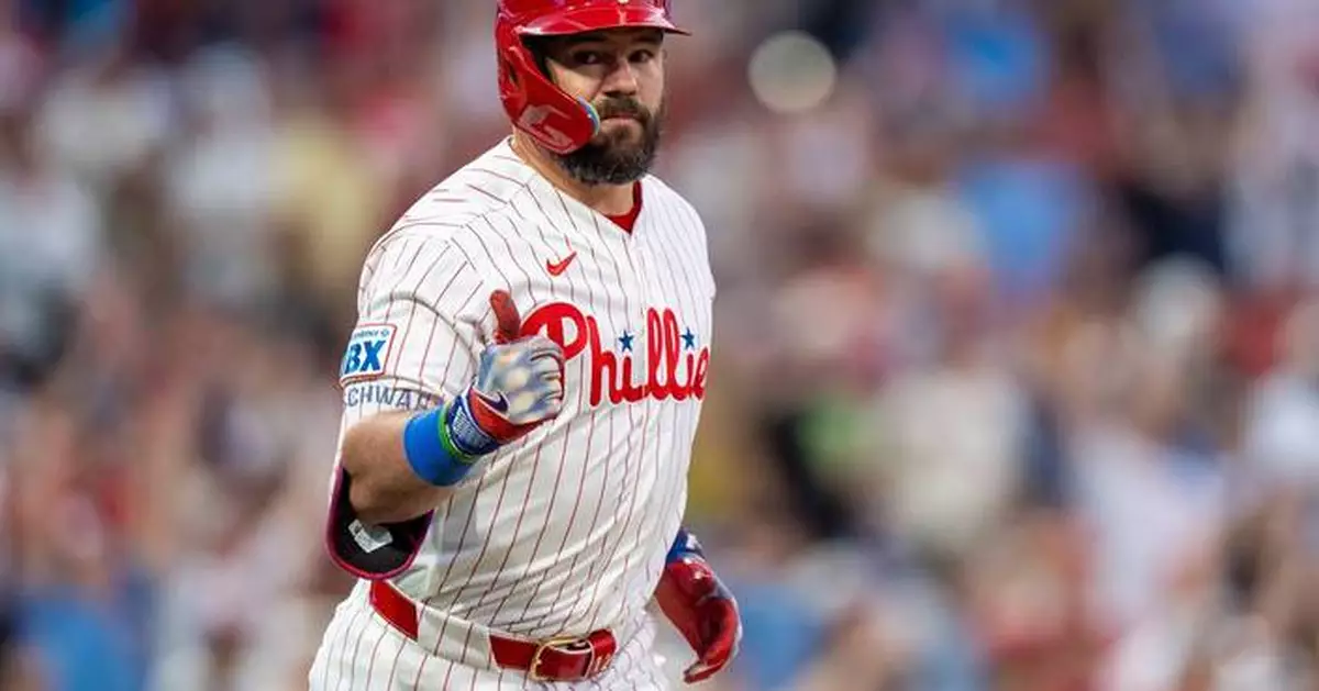 Kyle Schwarber hits 3 homers, Bryce Harper hits for the cycle in Phillies’ 15-3 rout of Mets