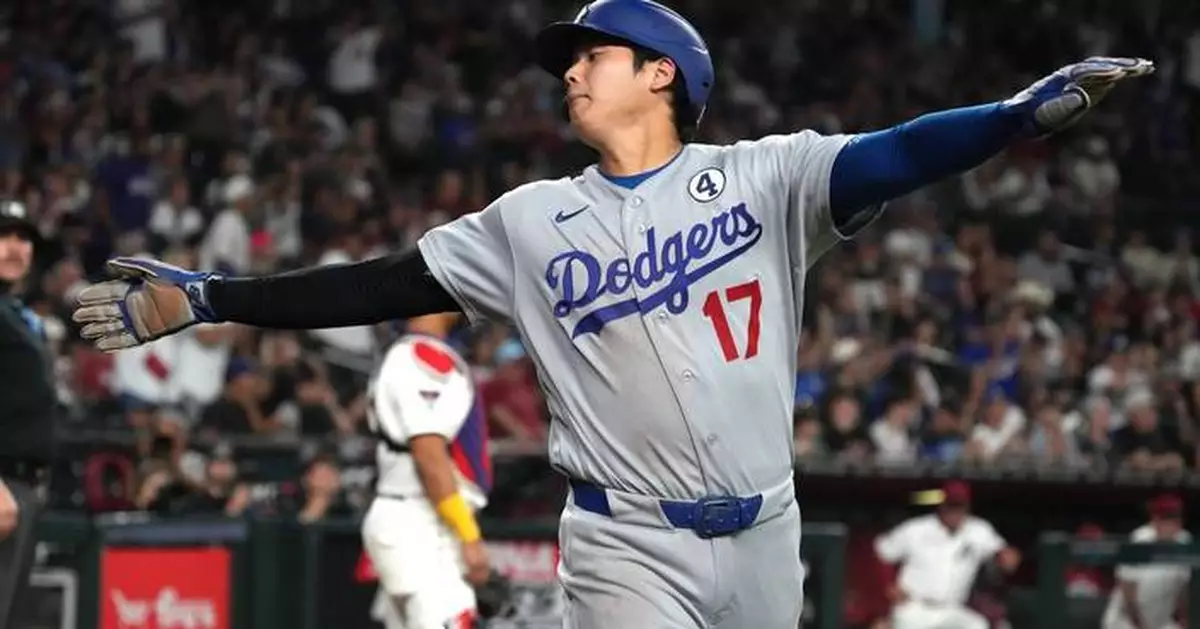 Ohtani stays hot, Freeman hits 2-run homer and the Dodgers beat the D-backs 6-5