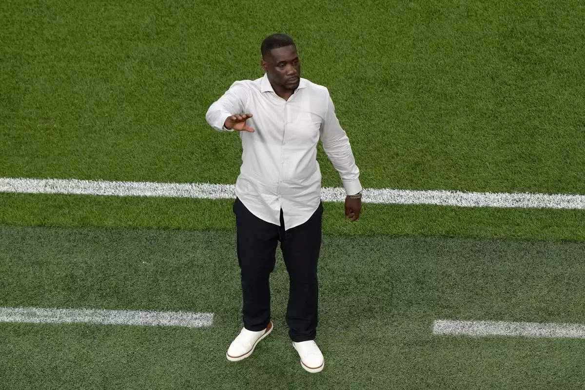 Ivory Coast head coach Emerse Fae during the World Cup Group E soccer match between Ivory Coast and Ecuador in Philadelphia, Sunday, June 14, 2026. (AP Photo/Matt Rourke)