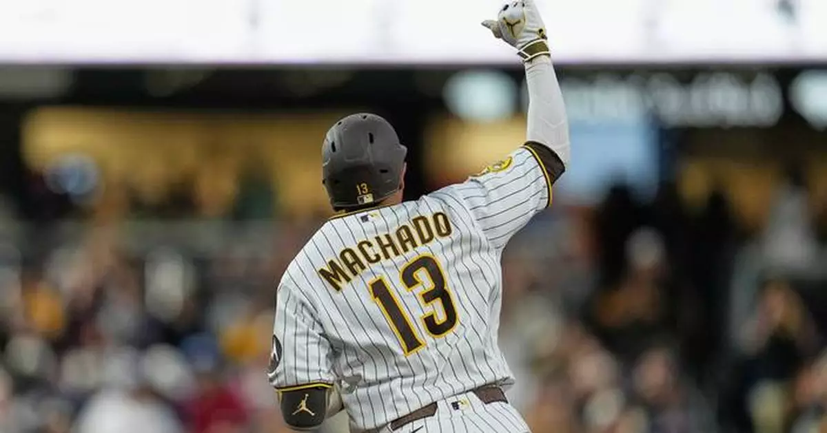 Machado homers and King pitches 7 strong innings as Padres beat NL East-leading Braves 1-0