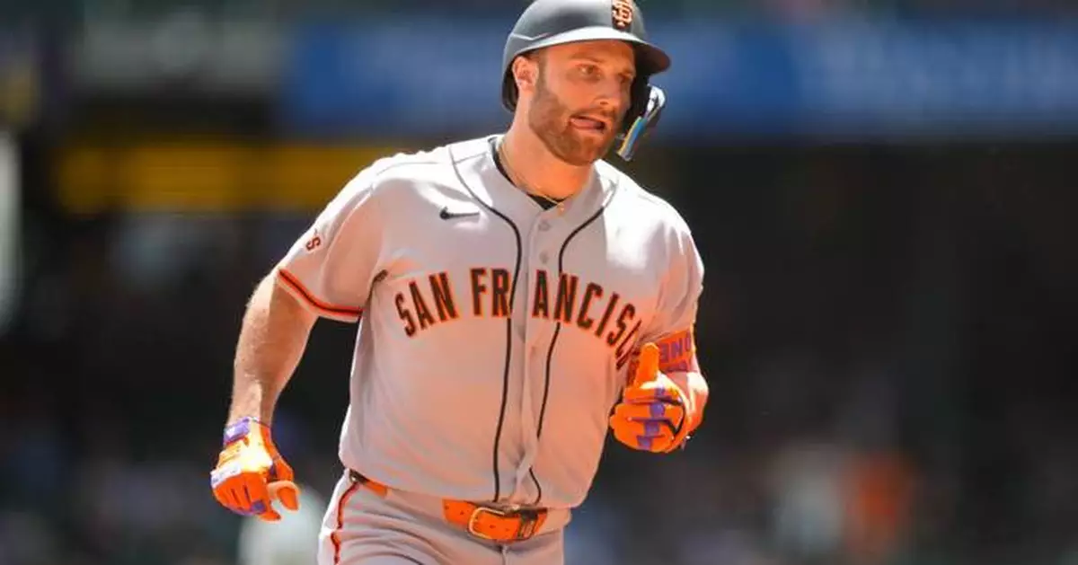 Schmitt homers on game's first pitch, Haase hit slam and Giants beat Brewers 12-9