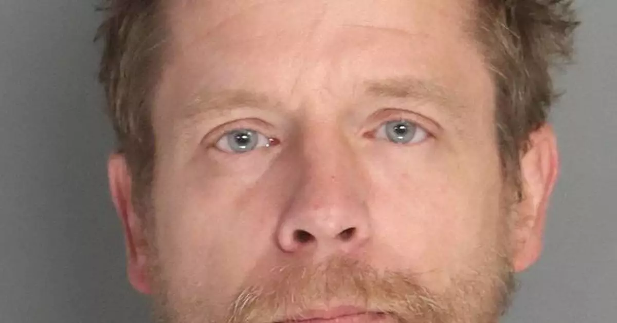 Video shows moment truck-driving preacher helps thwart alleged kidnapping in South Carolina