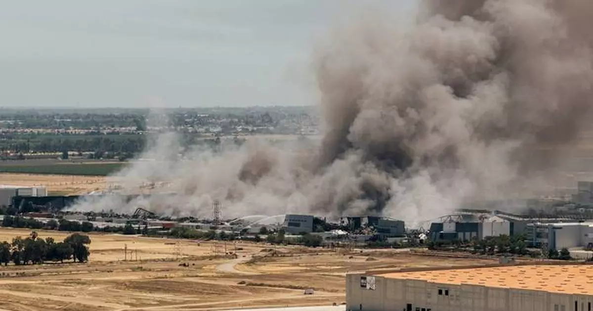Unhealthy air quality in California city as huge warehouse fire burns for 3rd day