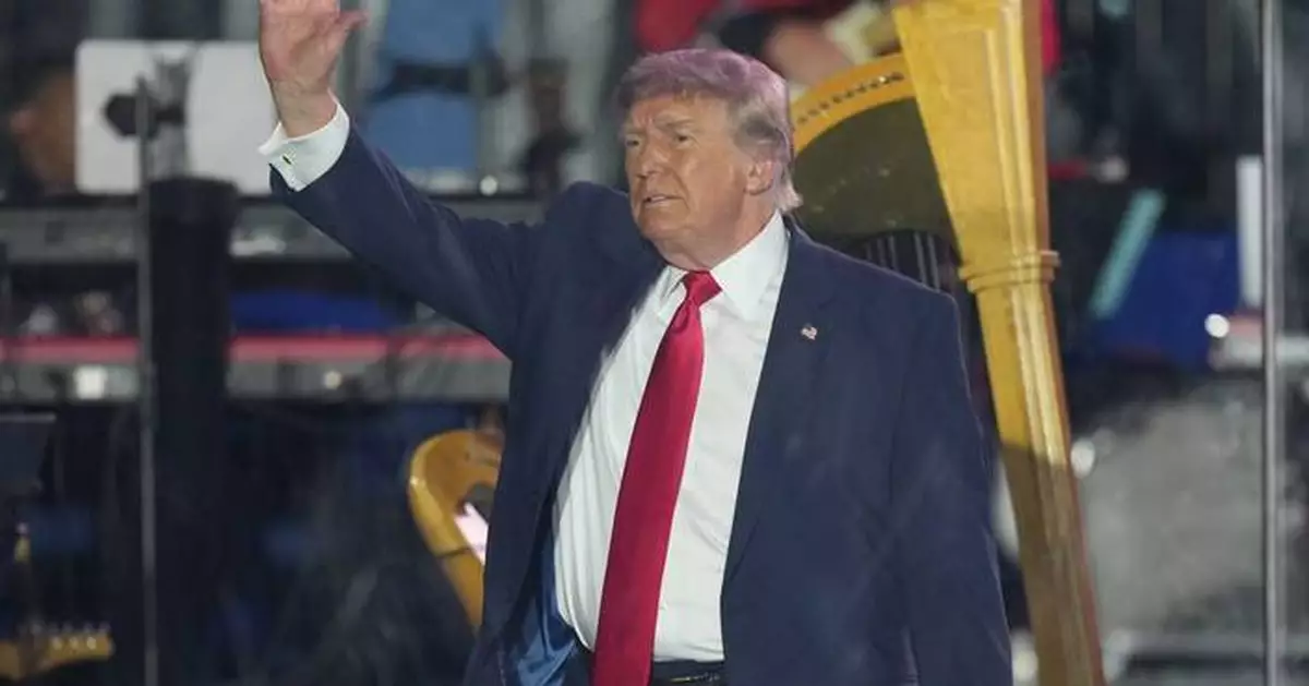 The Latest: Senate Republicans reject war powers resolution after Trump berates them at meeting
