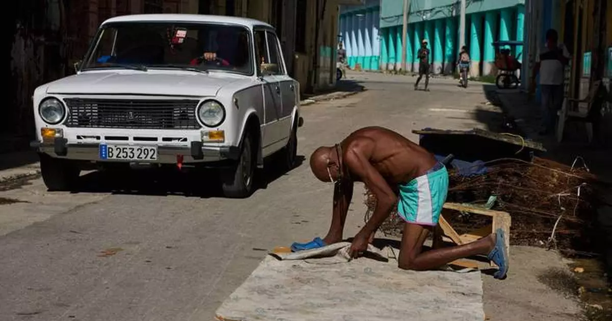 Brazilian police rescue 108 Cuban migrants at the northern border and arrest 5 alleged smugglers