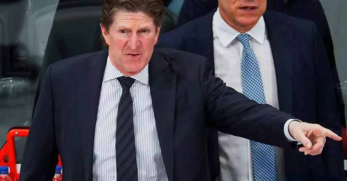 NHL to investigate Mike Babcock's resignation from Columbus in 2023, AP source says