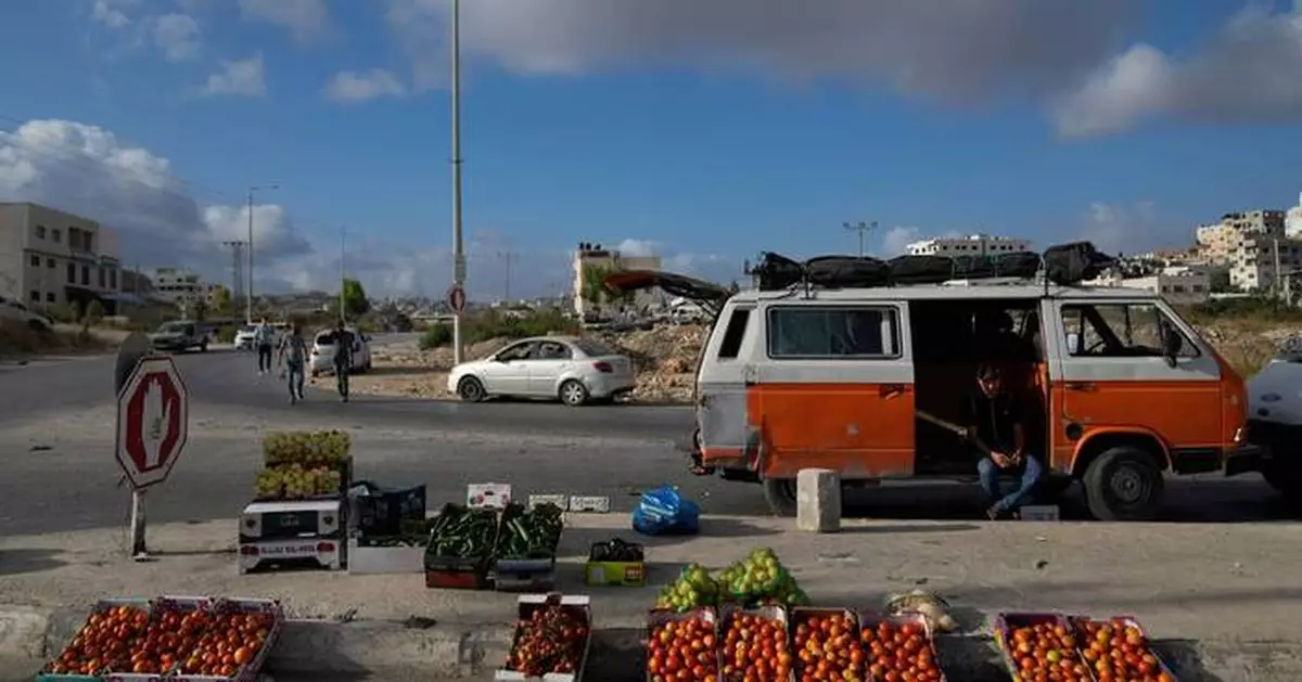 The economy in the occupied West Bank is being dismantled, report says