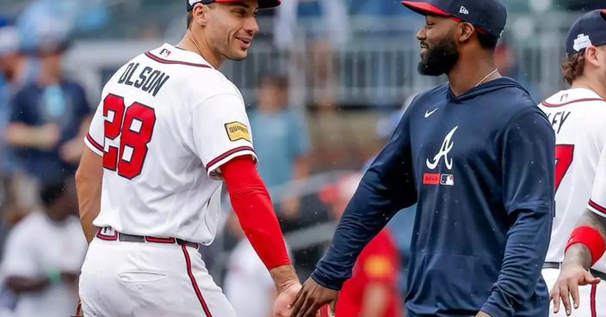 Braves continue dominant spree with 3-game sweep of Pirates
