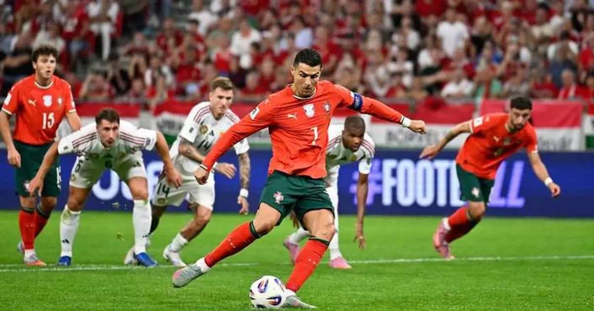 Argentina's Messi, Portugal's Ronaldo and Mexico's Ochoa highlight final FIFA World Cup rosters