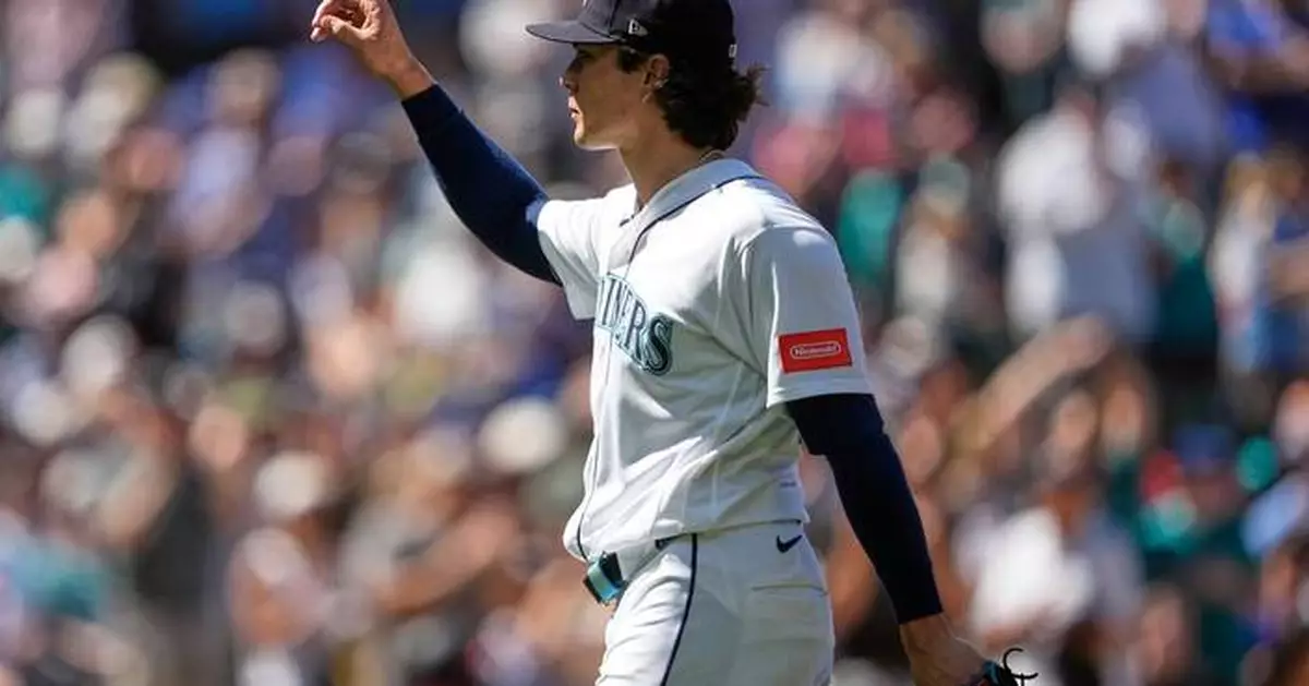 Bryan Woo throws 7 scoreless innings as the Mariners beat the Orioles 3-0