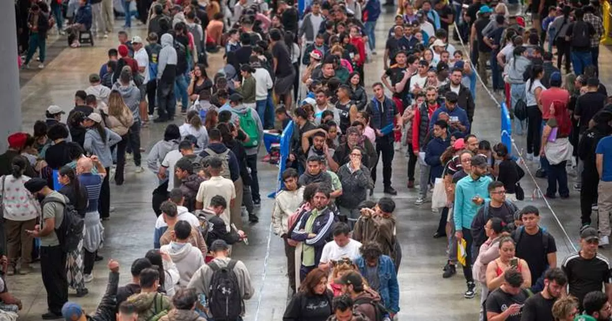 By the numbers: What to know about Spain's legalization program for immigrants