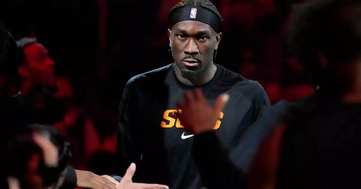 Suns finalizing deal to bring back Mark Williams on $38 million, 3-year deal, AP source says
