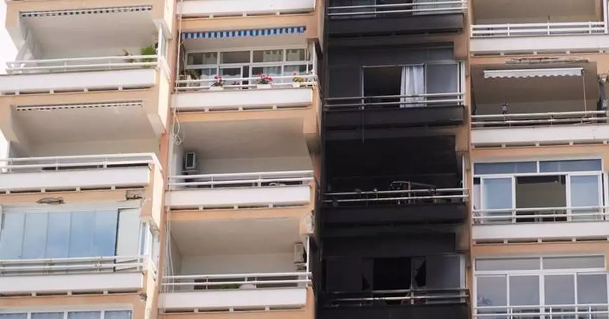 A fire on the Spanish island of Mallorca kills 2 people and injures several