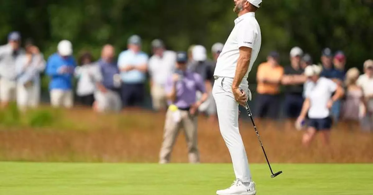 Dustin Johnson goes from 1 shot behind to scrambling to make the U.S. Open cut