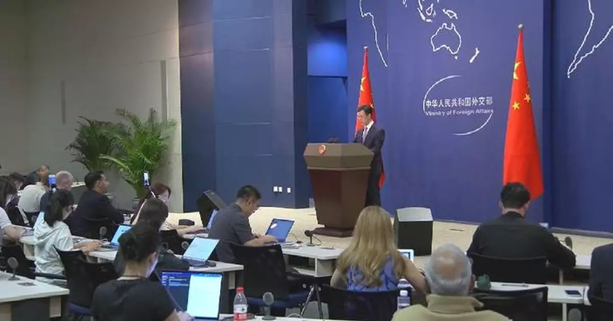 China readily shares domestic market with world: spokesman
