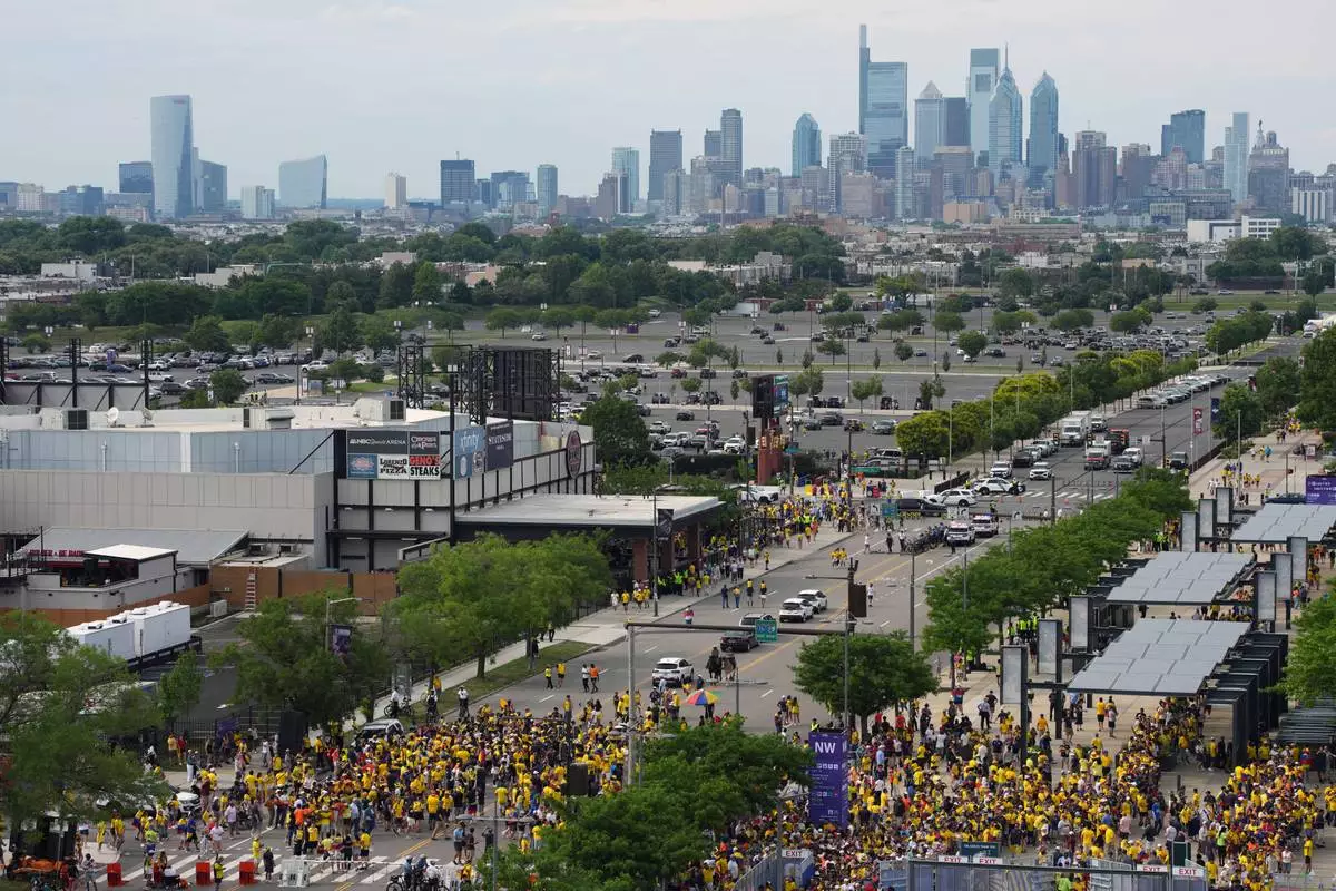 General view of the Philadelphia skyline as fans arrive before the World Cup Group E soccer match between Ivory Coast and Ecuador in Philadelphia, Sunday, June 14, 2026. (AP Photo/Matt Rourke)